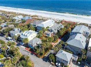 211 BEACH Avenue, Atlantic Beach, FL 32233