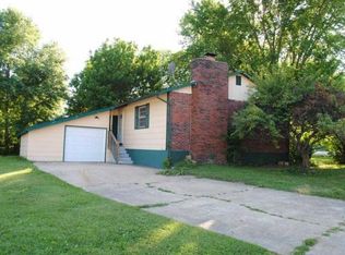 100 Hull Dr, Waynesville, MO 65583