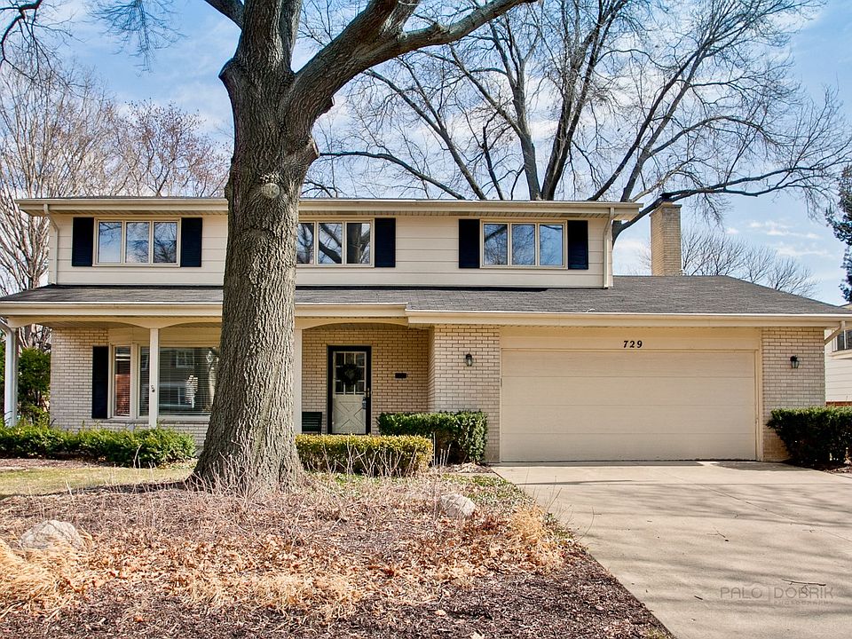1st image of 729 N Drury Ln