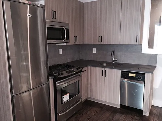 Rented by Premier Metro Realty Corp | media 49