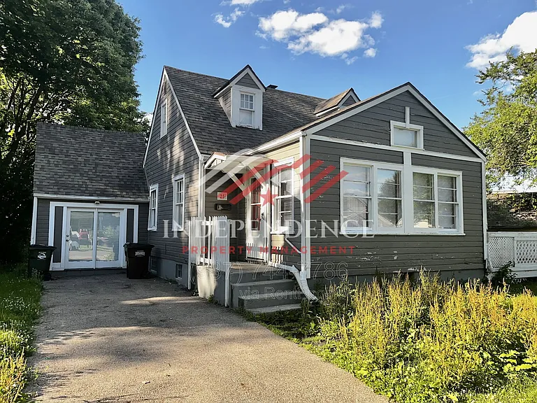 25 Orchard Ave — Photo 1