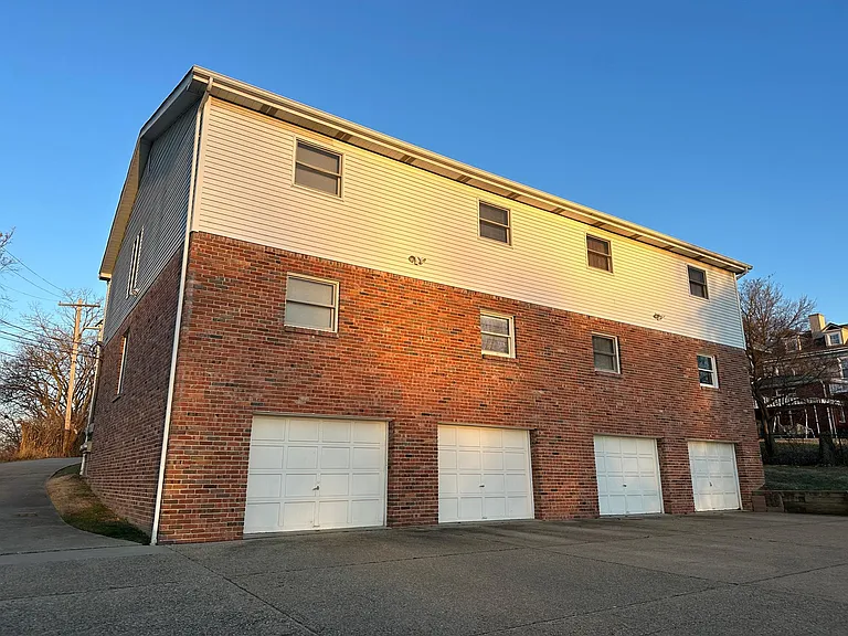 30 Lemoyne Ave #1 — Photo 16