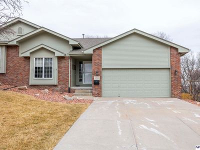 4914 Lakeside Dr, Papillion, NE, 68133