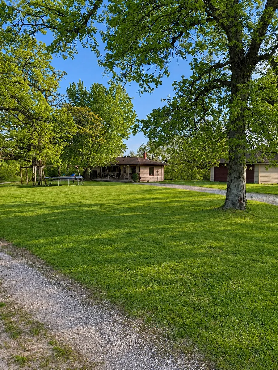 Building Photo - 2311 Pear Ln
