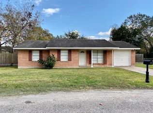 724 Gubert Ln, Alvin, TX 77511