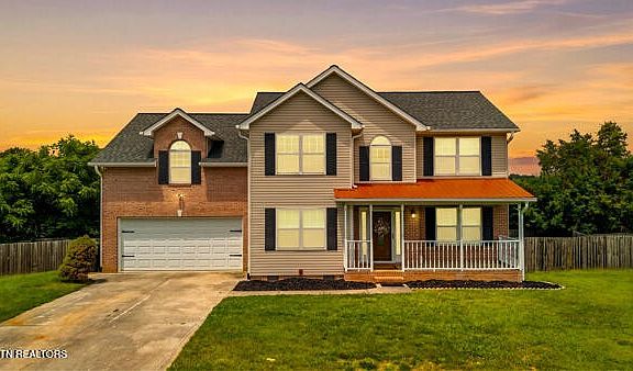 2nd image of 4610 Lufkin Ln