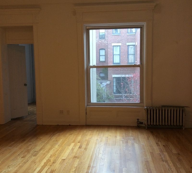 1st image of 19 E 93rd St #5
