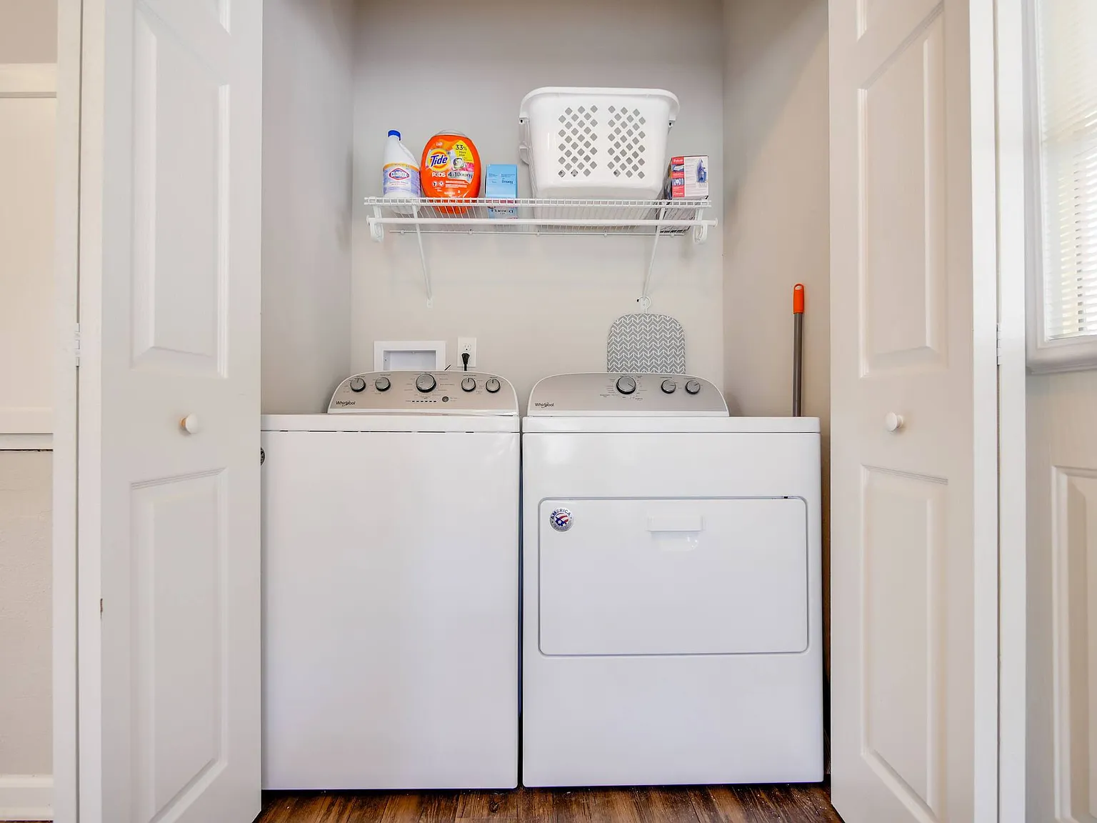 3 bed, 1415 sqft, $3,000 — Photo 3