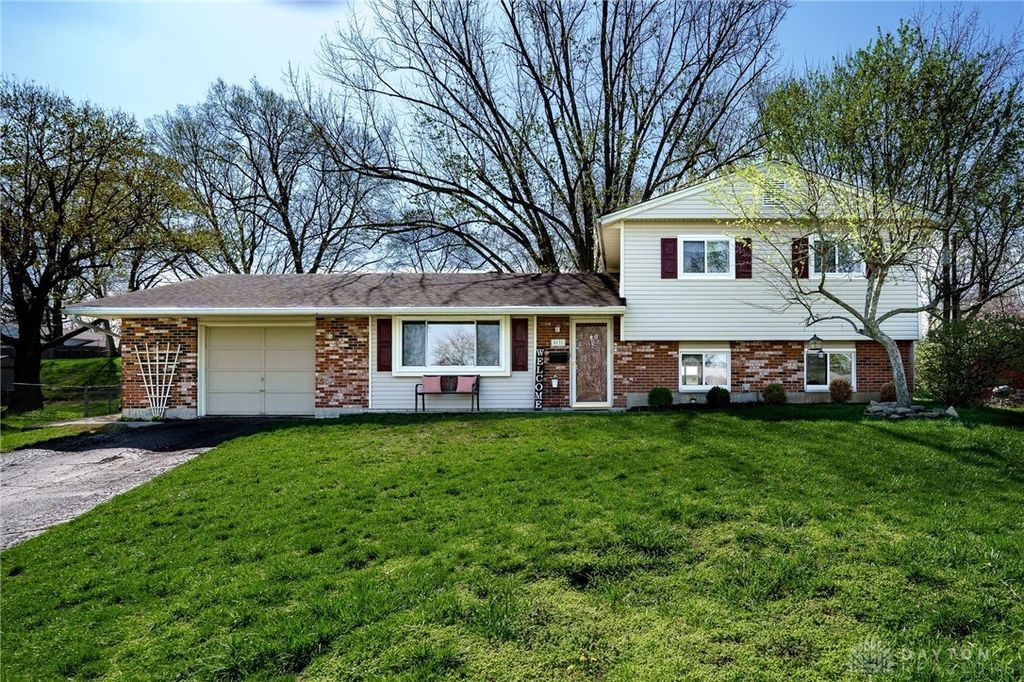 Real estate listing image