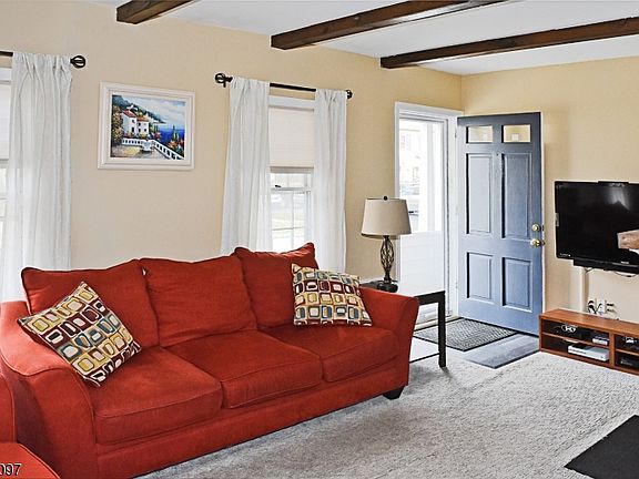 3rd image of 14 Intervale Rd