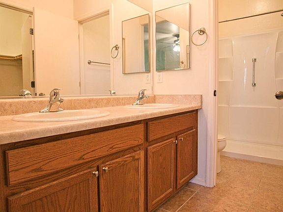 5th image of 859 E Catkins Pl