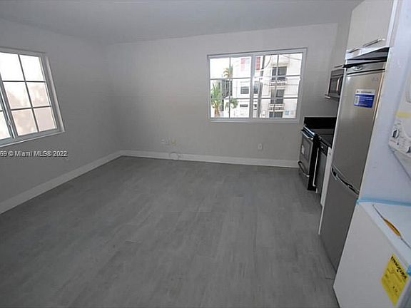 2nd image of 1321 Pennsylvania Ave APT 2