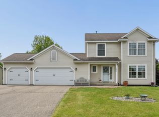 137 Kruger Ln, Ellsworth, WI 54011