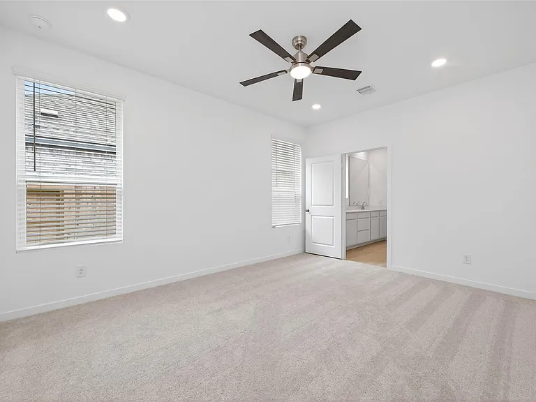 13071 Pine Trace St — Photo 24
