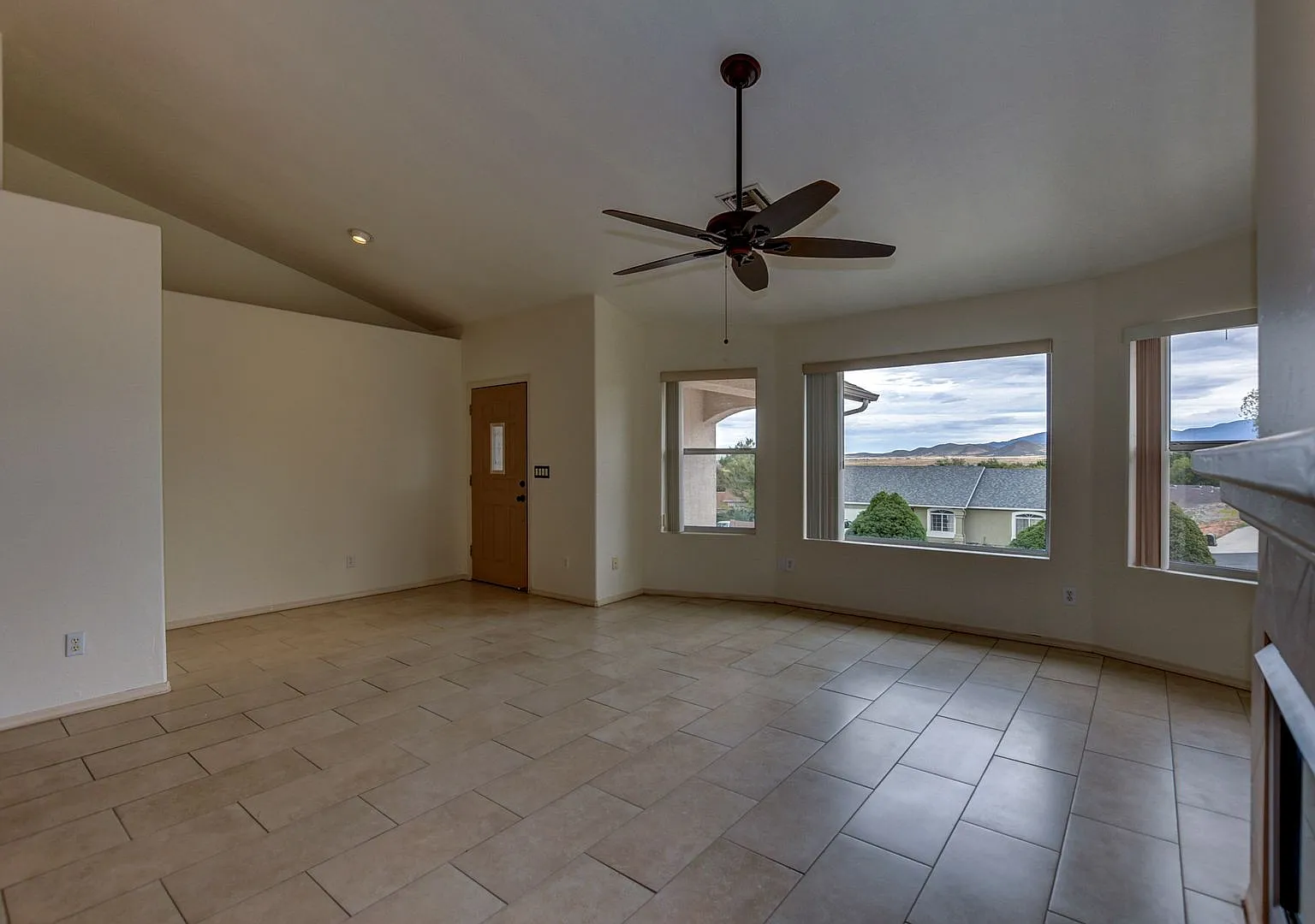 3 Bedroom, 2 Bath Home in Prescott Valley! — Photo 4