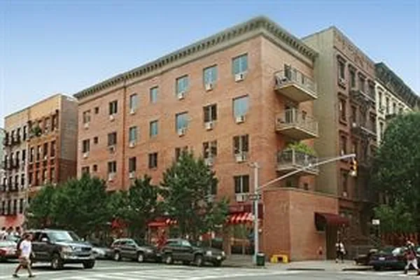 Sold by Douglas Elliman | media 15