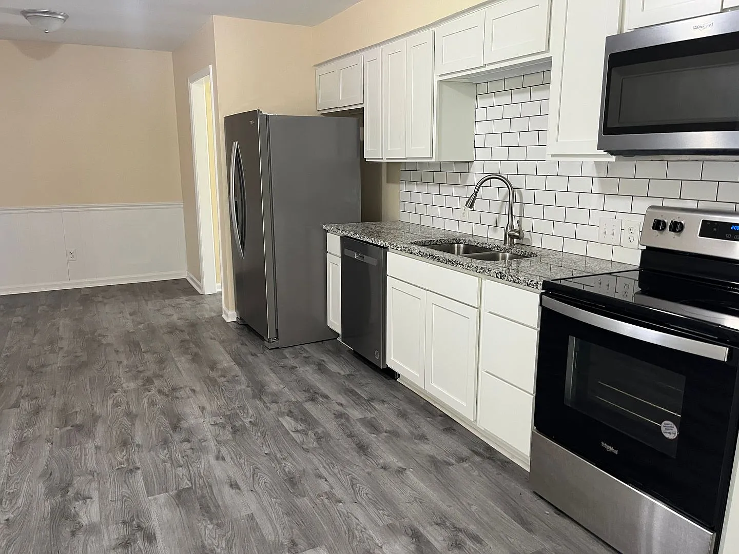 Great Home - Lots of Room — Photo 3