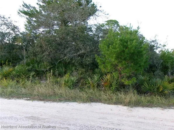 235 Brant Ave, Sebring, FL 33870