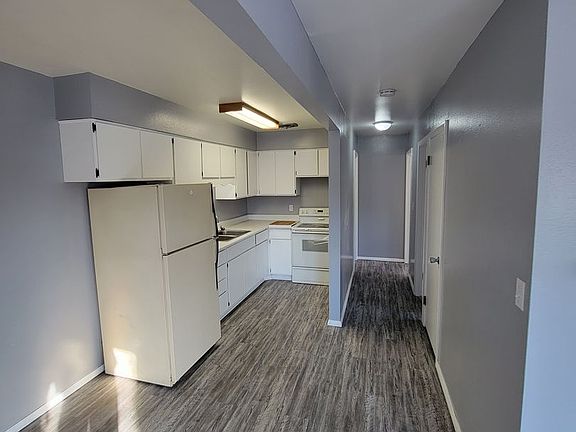 2nd image of 1001 S East St #7