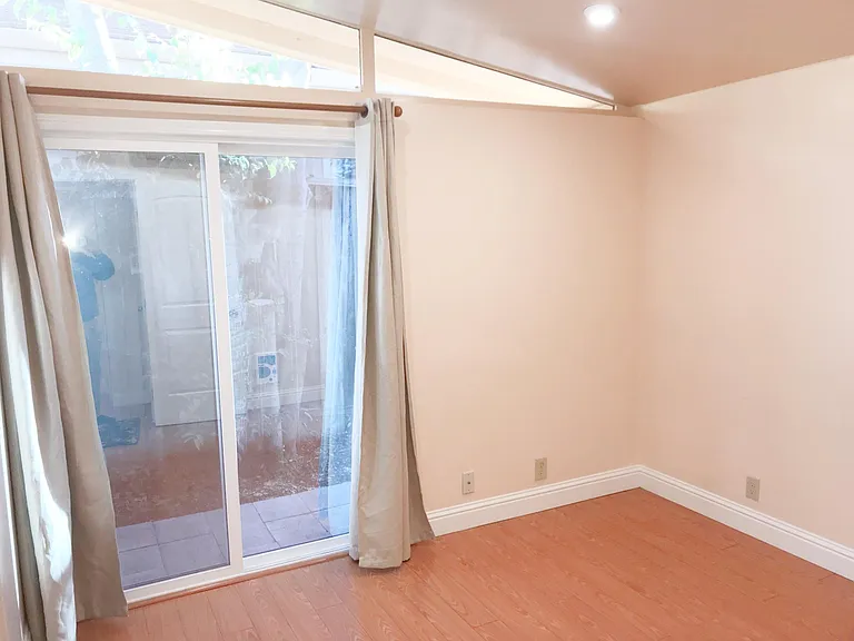 10590 Culbertson Dr — Photo 8