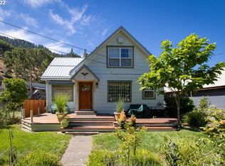 216 2nd St, Klickitat, WA 98628