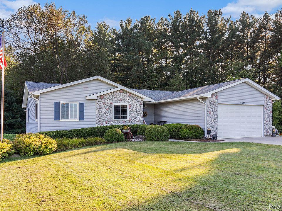 1st image of 21973 Spearswood Dr