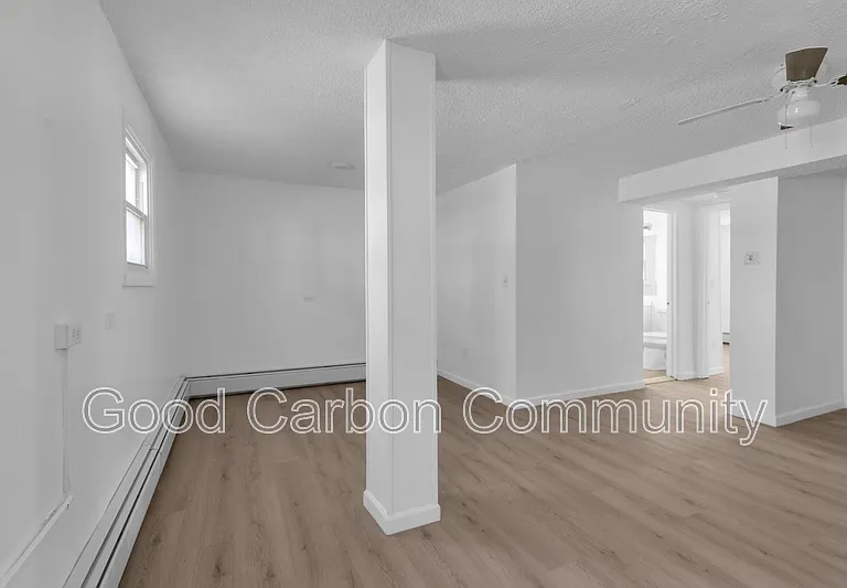 3904 Seneca St #A — Photo 9