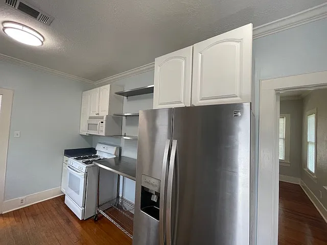 1012 Peddie St — Photo 21