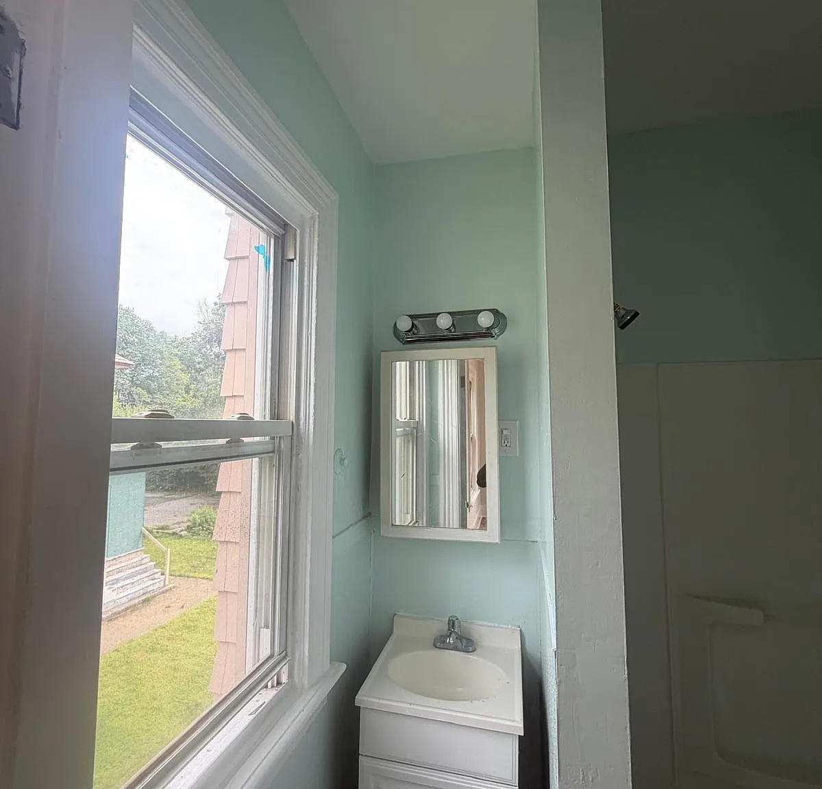 1 bed, 1.0 bath, 800 sqft, $1,200 — Photo 4