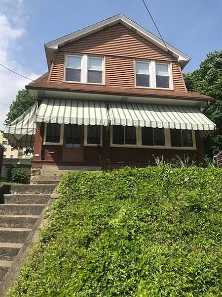 953 Jackman Ave photo 1