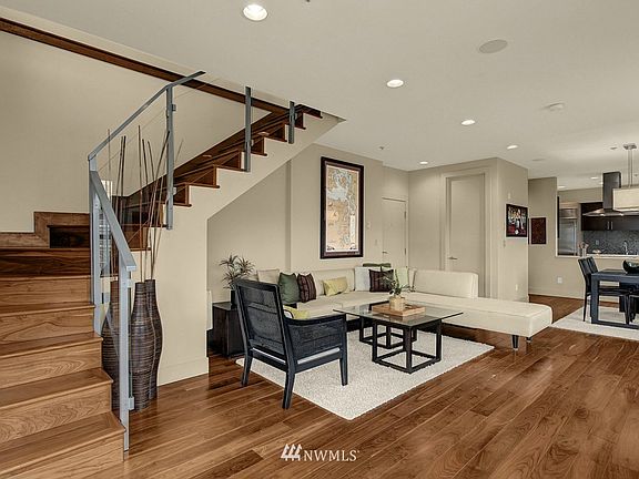 4th image of 500 5th Avenue W #PH707