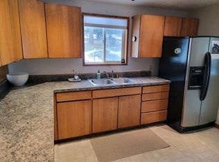 61005 Love Rd, Cove, OR 97824