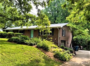 1920 10th Street Pl NW, Hickory, NC 28601