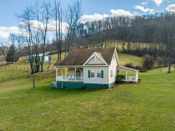 719 Statler Run Rd, Fairview, WV 26570