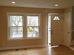 2038 E 93rd St, Chicago, IL 60617