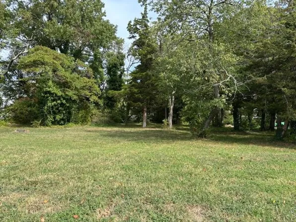 400 E Shellbay Ave, Cape May Court House, NJ 08210