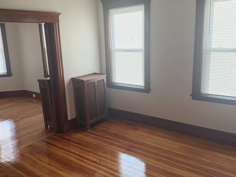 61 Kent St — Photo 13