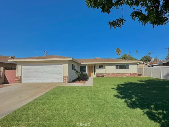 17480 Hawthorne Ct, Fontana, CA 92335