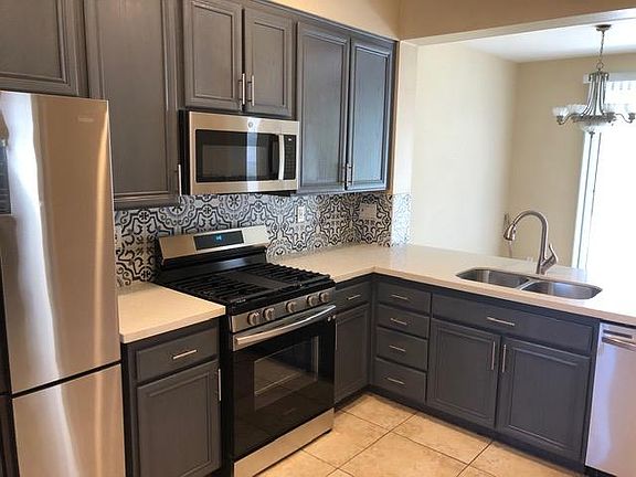 4th image of 2324 Lago Ventana