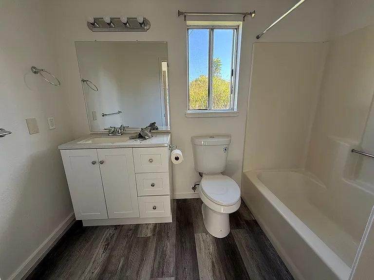 156 Kaumana Dr — Photo 6