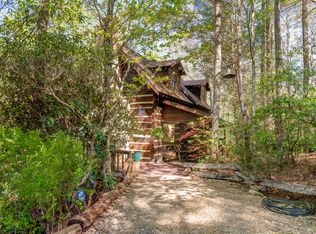 21 Bear Track Rd, Black Mountain, NC 28711