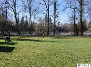 173 Ferry St, Jefferson, OR 97352