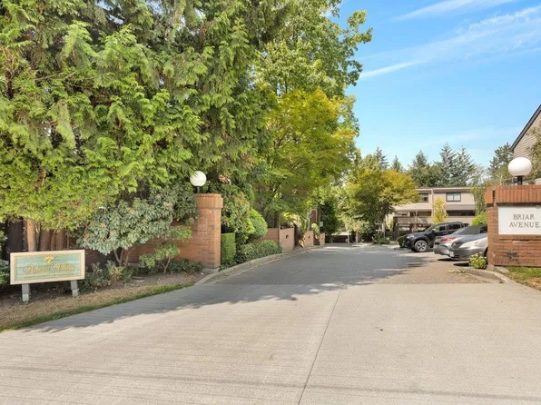 2140 Briar Ave #206, Vancouver, BC V6L 3E3