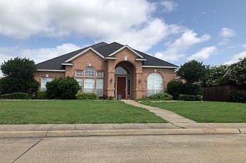1st image of 1317 Heritage Hill Dr