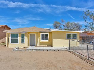 16292 Chestnut St, Hesperia, CA 92345