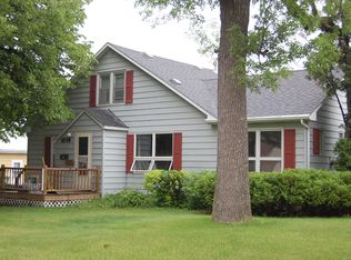 804 Johnson Ave, Worthington, MN 56187