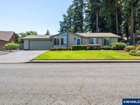 1833 Kent Ave, Stayton, OR 97383