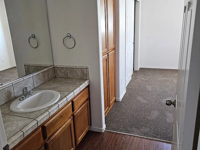 2935-2945 N Crowe Ct — Photo 7