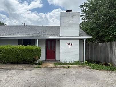 1st image of 618 Mill St #B