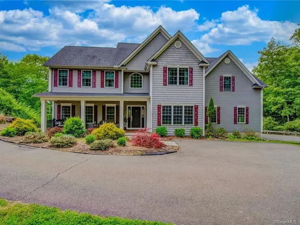 14 Hart Court, Oxford, CT 06478